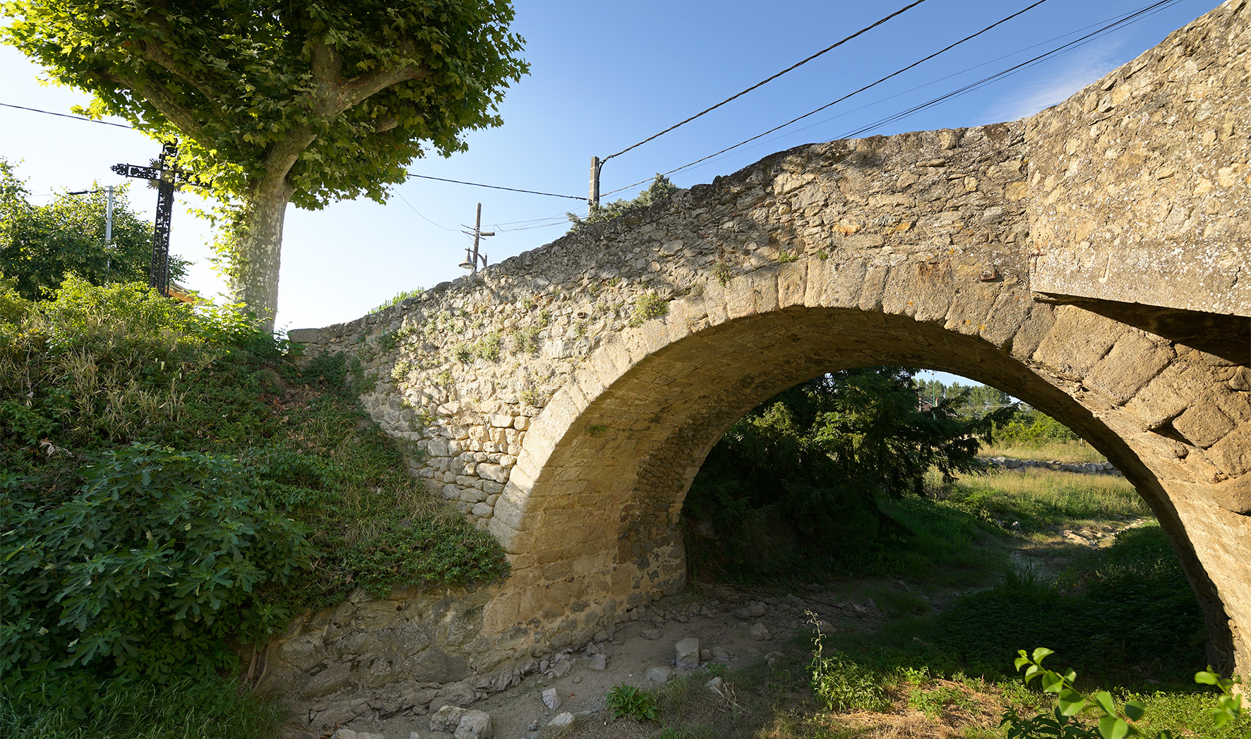 22 PONT EGLISE-047-v2